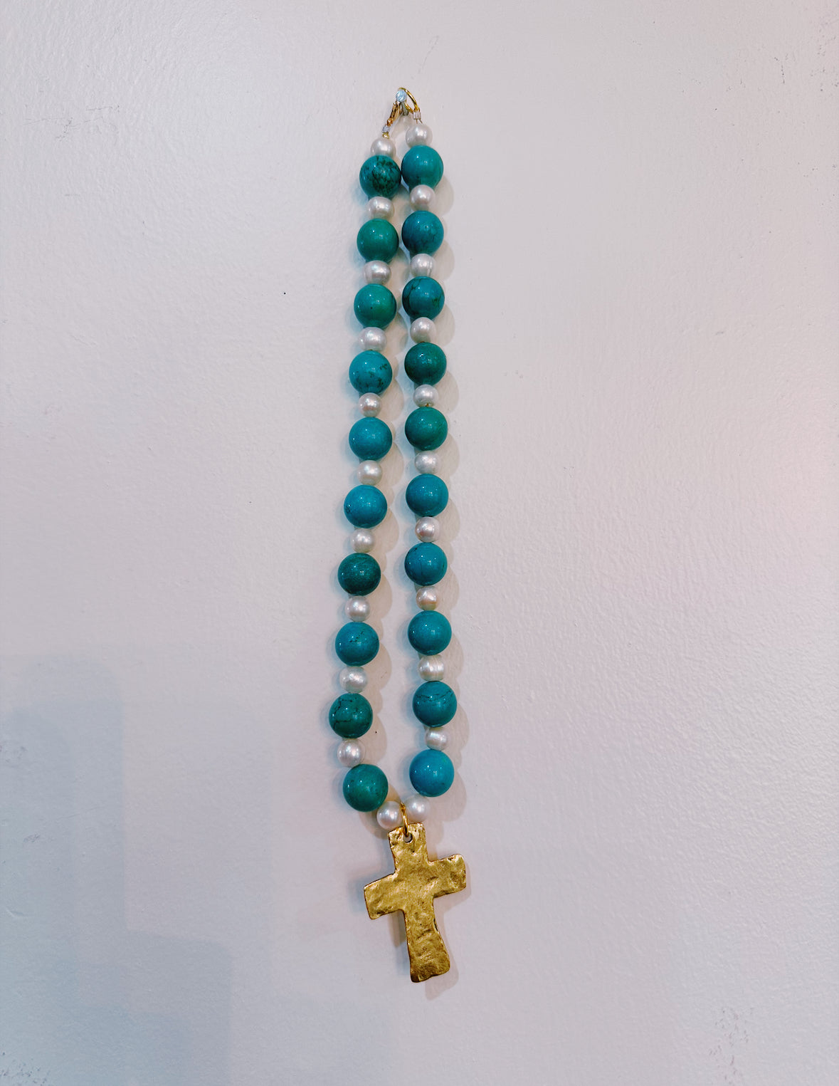 Turquoise and Cultured Pearls Necklace with semi-precious stones