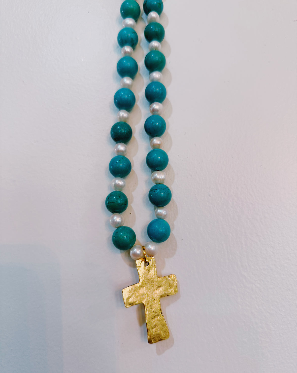 Turquoise and Cultured Pearls Necklace with semi-precious stones