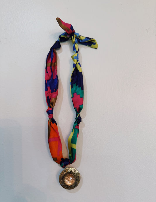 colors of the rainbow medallion